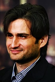 پویا امینی